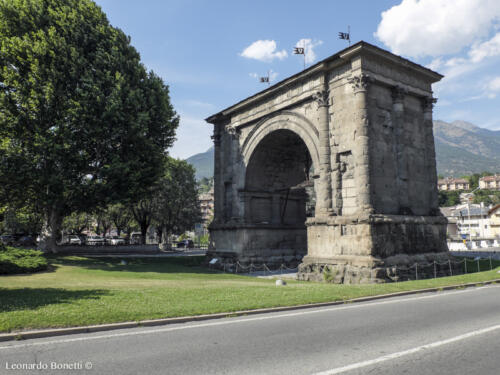 Cosa vedere ad Aosta - Arco di Augusto